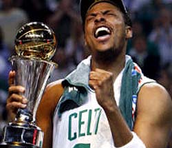 Celtics Win Trophy
