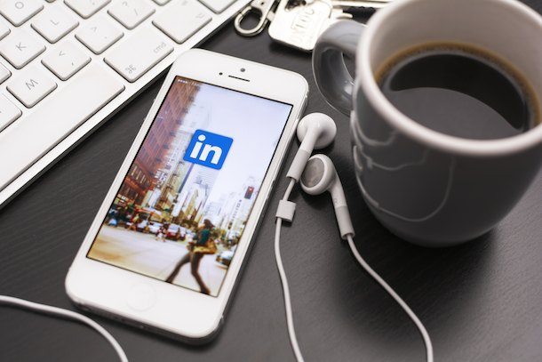 LinkedIn Sales Navigator iPhone - tips for business devopment